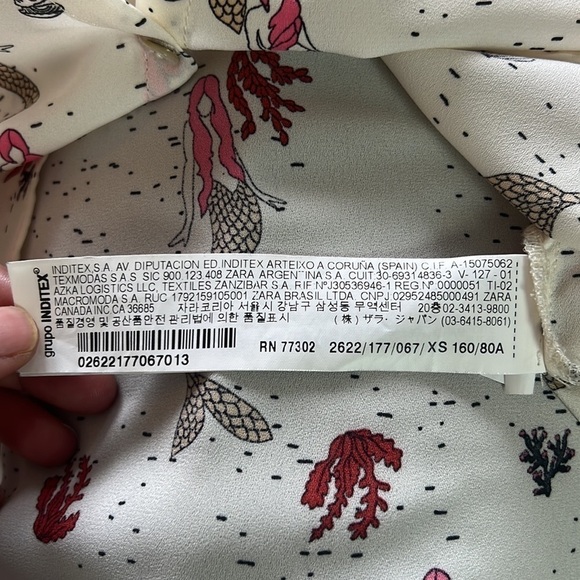 Zara Basic Mermaid Print Button Down Shirt Blouse Size XS - Picture 12 of 17